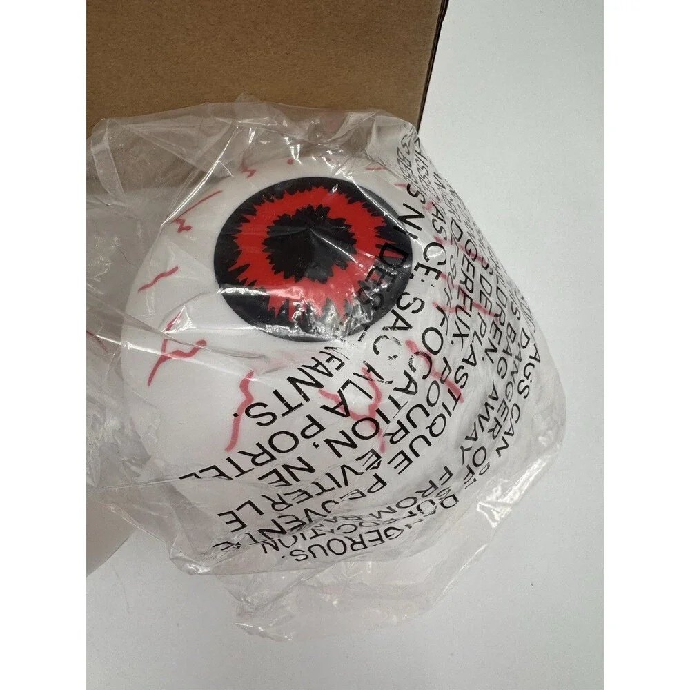 Set of 4 LED Eyeball Driveway Halloween Marker Lights New MISSING 2 STAKES